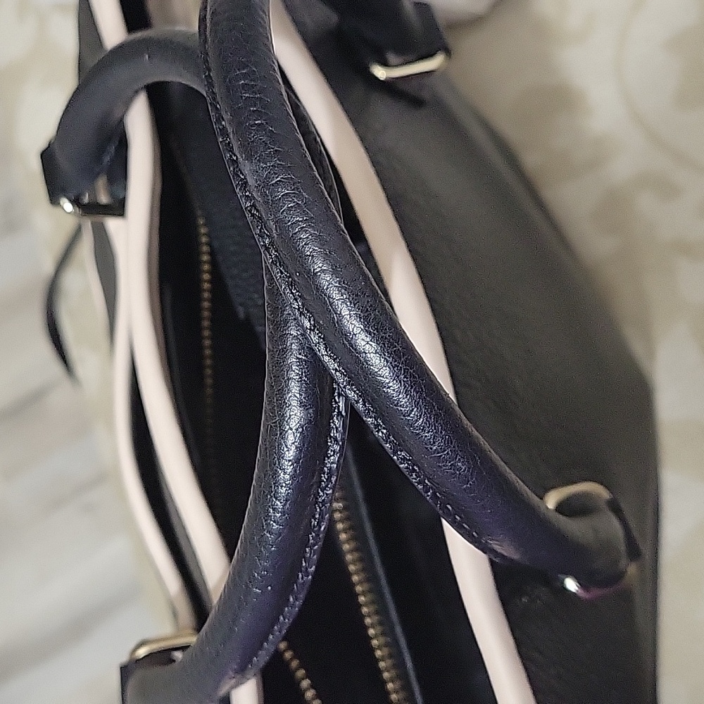 KATE SPADE BLACK SOFT PINK TRIM LEATHER BAG EUC - Picture 10 of 16
